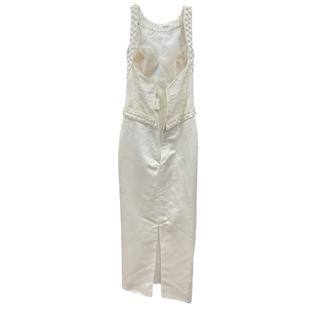 Demetrios Elegant Beaded Column Wedding Dress Size 4 - Picture 6 of 9